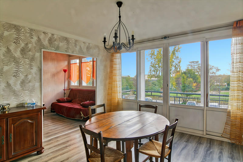 Appartement - 65 m² - 4 pièces