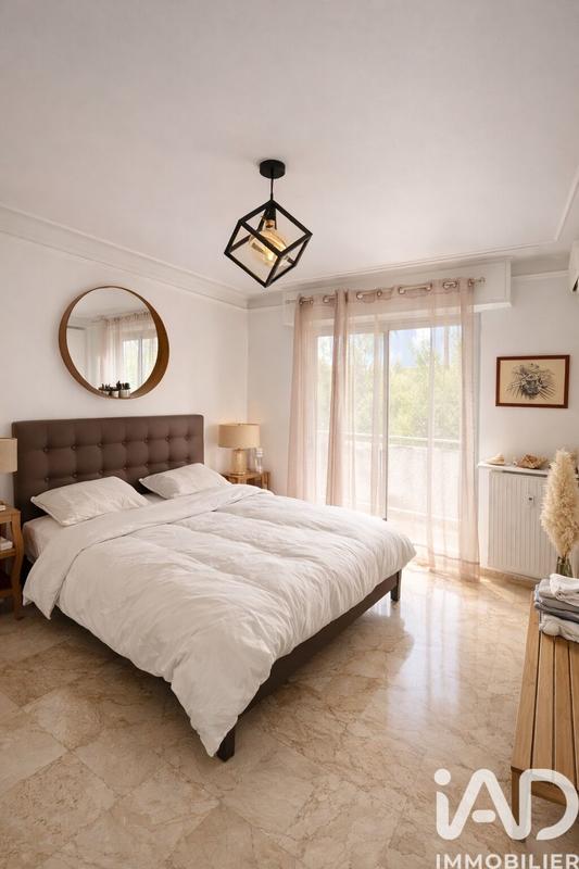 Appartement - 75 m² - 3 pièces