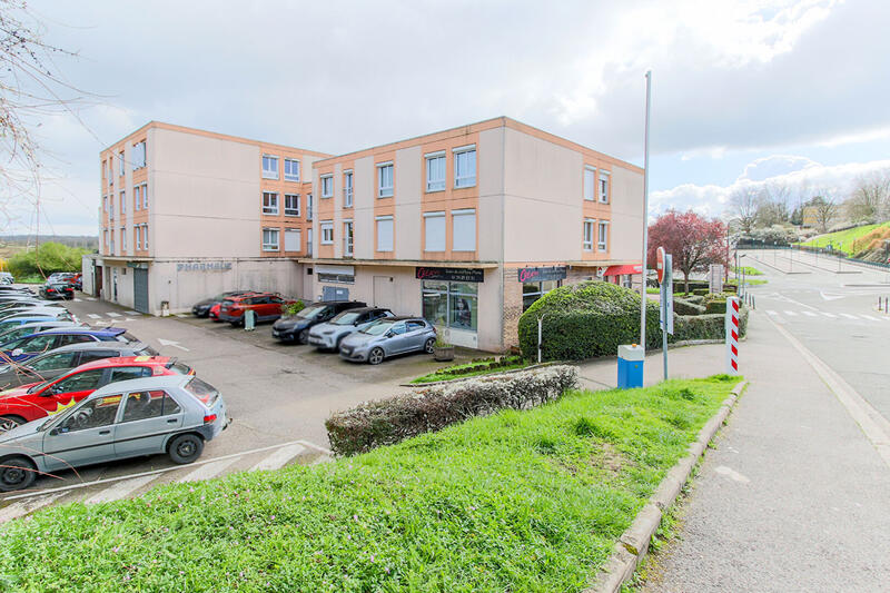 Appartement - 93 m² - 5 pièces