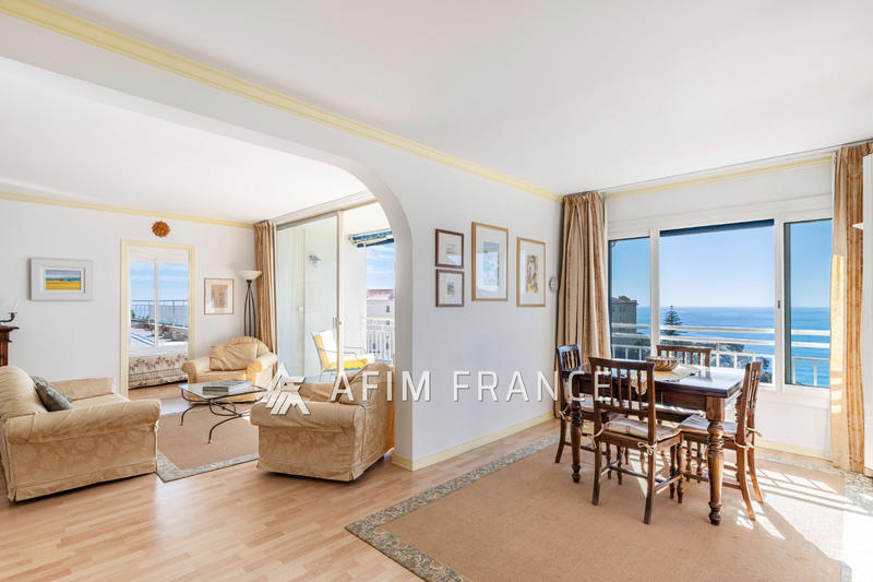 Appartement - 96 m² - 4 pièces