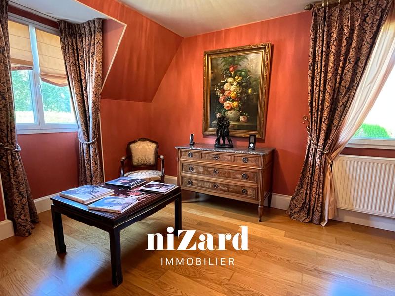 Maison traditionnelle - 171 m² - 7 pièces