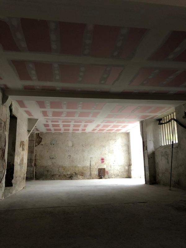 Parking / Garage - 177 m²