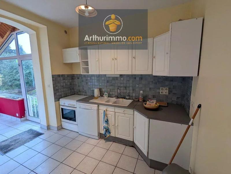 Maison - 96 m² - 7 pièces