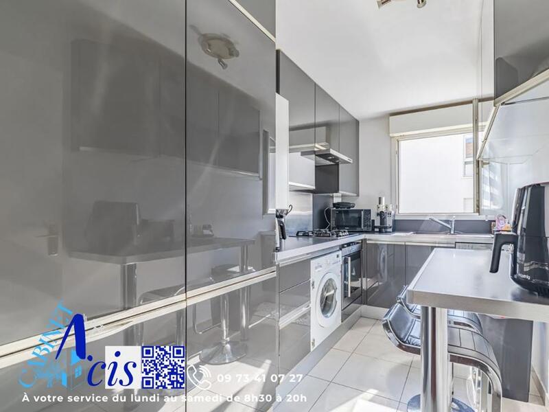 Appartement - 81 m² - 4 pièces