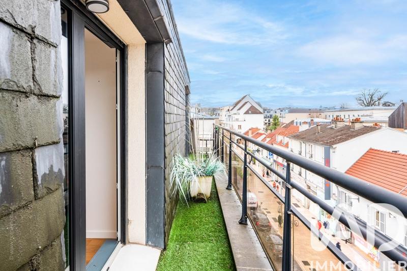 Appartement - 93 m² - 4 pièces