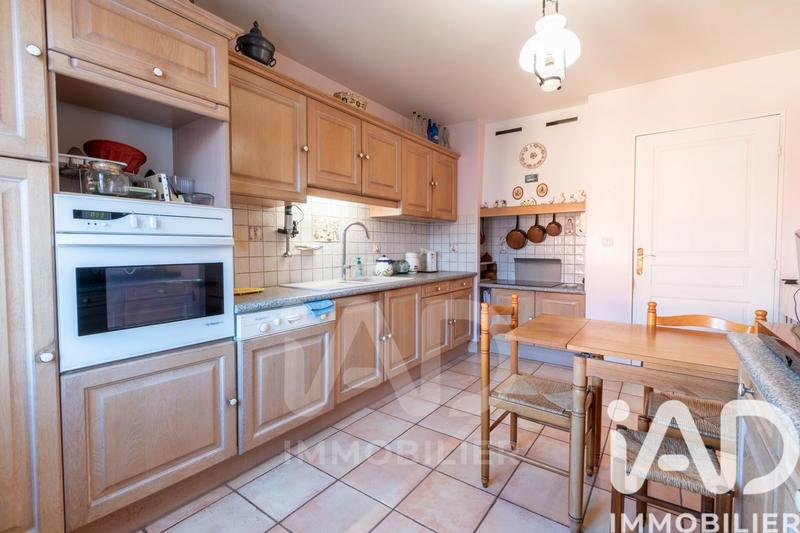 Appartement - 92 m² - 5 pièces