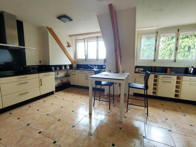 Maison - 137 m² - 5 pièces