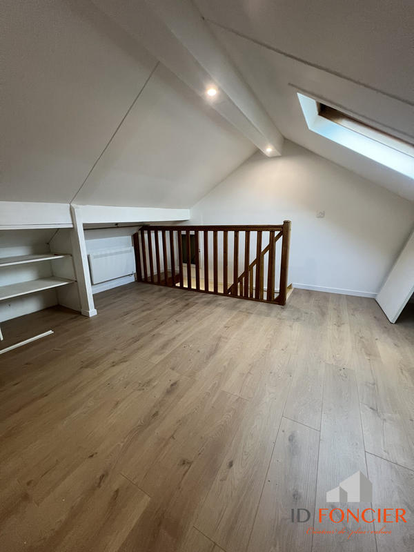 Maison traditionnelle - 69 m² - 3 pièces