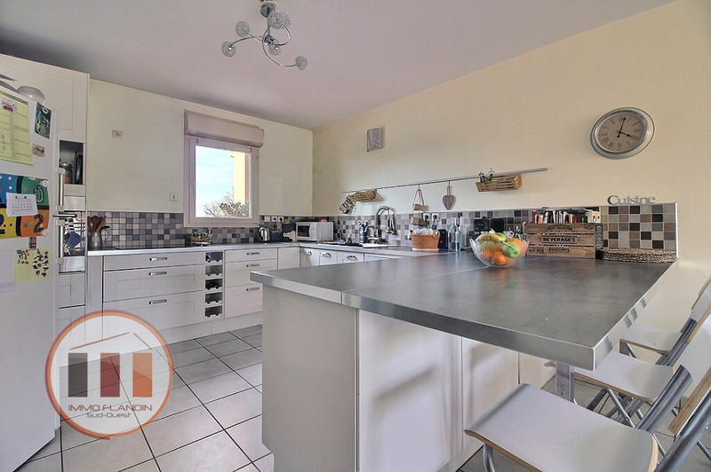 Appartement - 128 m² - 5 pièces