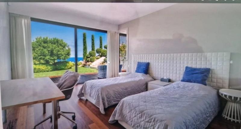 Villa - 510 m² - 8 pièces