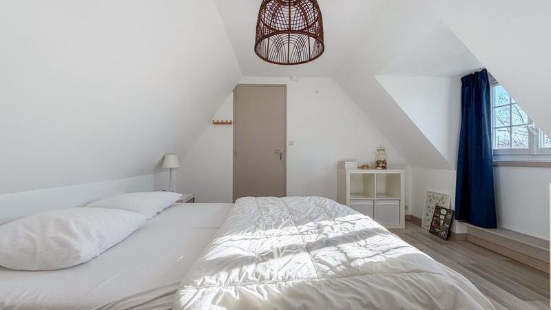 Maison - 180 m² - 5 pièces