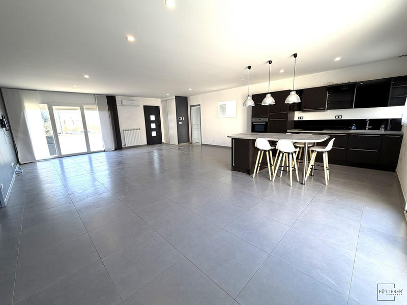 Villa - 142 m² - 4 pièces