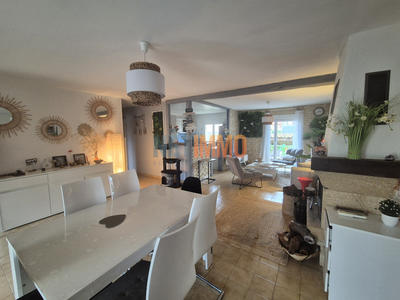 Villa - 117 m² - 6 pièces