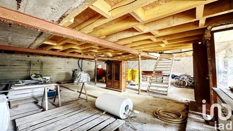 Maison - 240 m² - 5 pièces