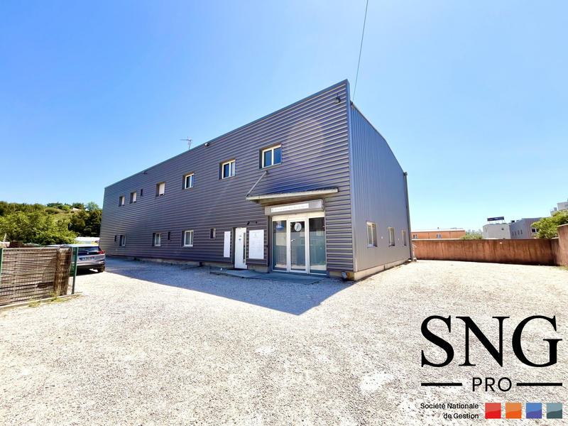 Bureau - 154 m² - 7 pièces