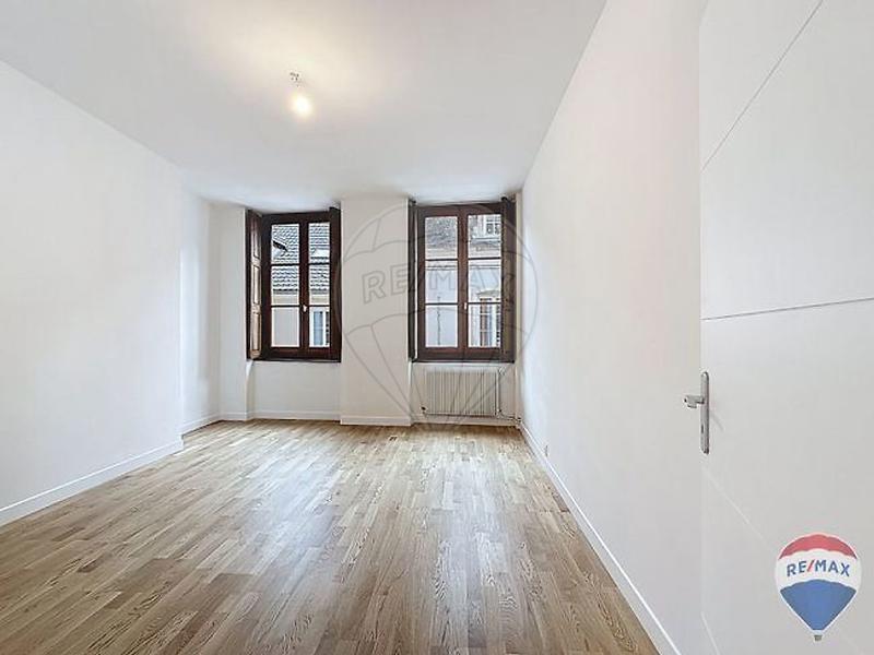 Appartement - 121 m² - 4 pièces