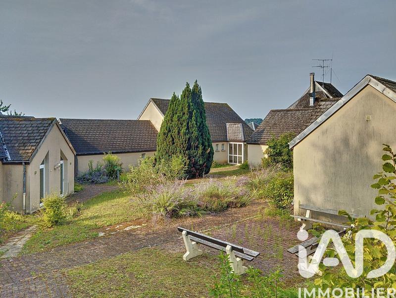 Immeuble - 2 900 m² - 90 pièces