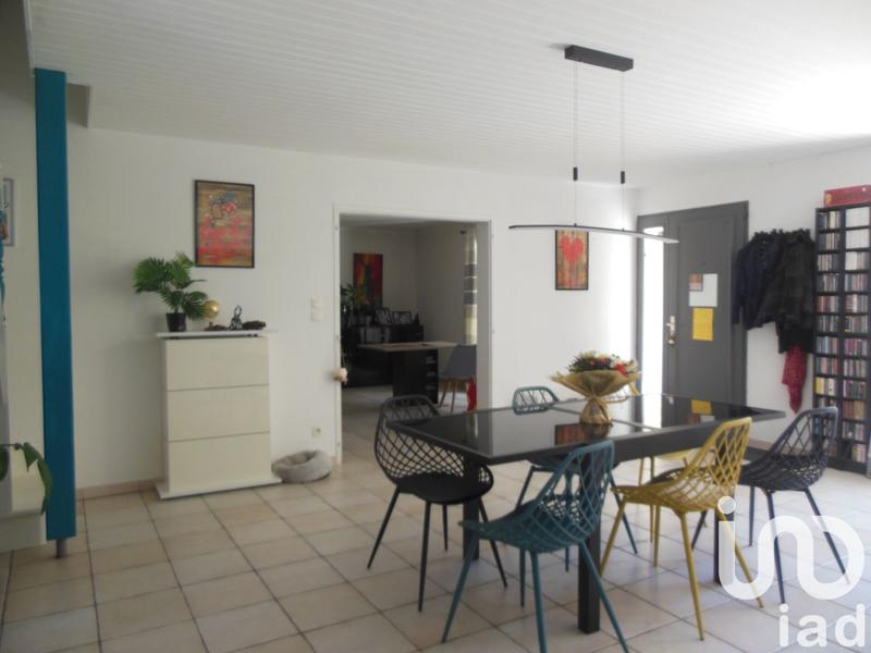 Maison - 199 m² - 7 pièces