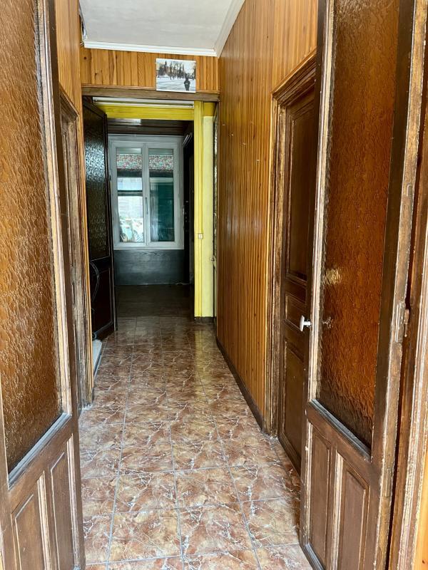 Maison - 205 m² - 8 pièces