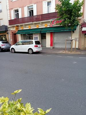 Local commercial - 310 m² - 1 pièce