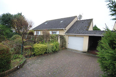 Maison - 95 m² - 4 pièces