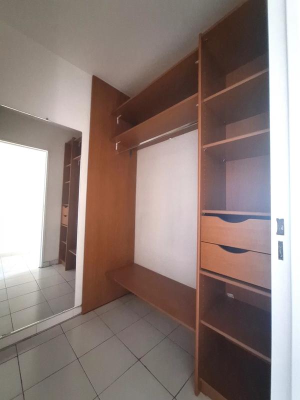 Appartement - 102 m² - 5 pièces