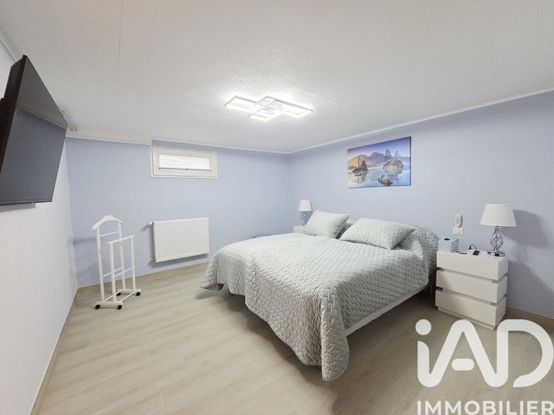 Maison - 183 m² - 10 pièces