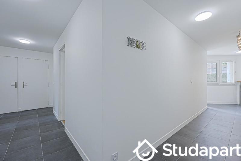 Chambre - 11 m² - 1 pièce