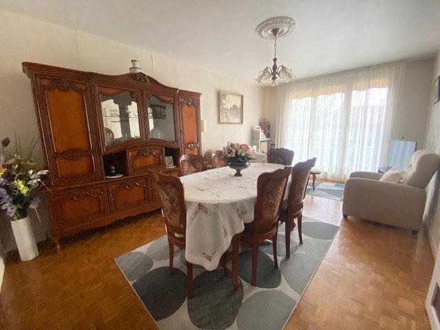 Appartement - 64 m² - 4 pièces