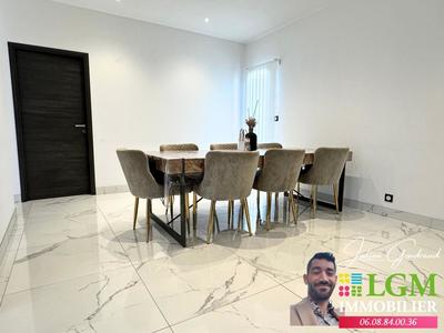 Maison - 119 m² - 4 pièces