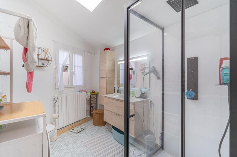 Appartement - 193 m² - 5 pièces