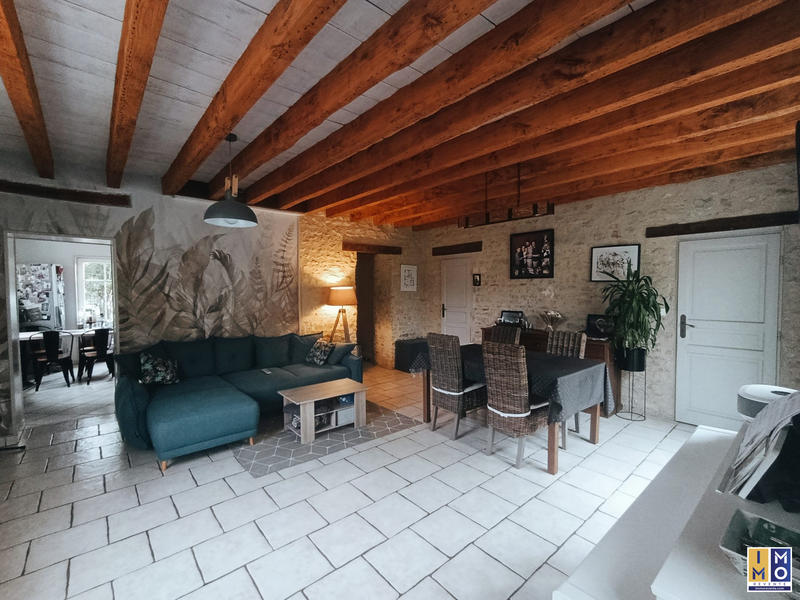 Maison - 85 m² - 4 pièces