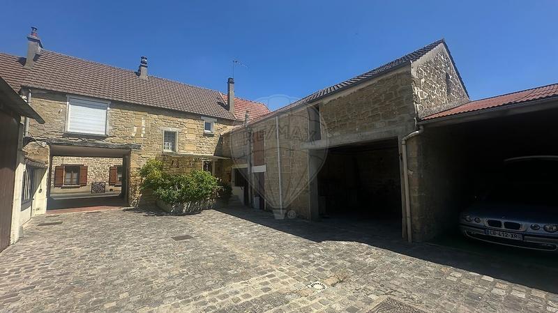 Maison - 148 m² - 7 pièces