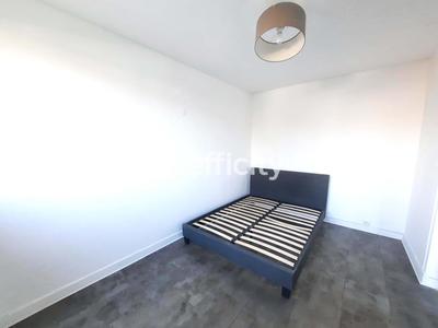 Appartement - 65 m² - 4 pièces