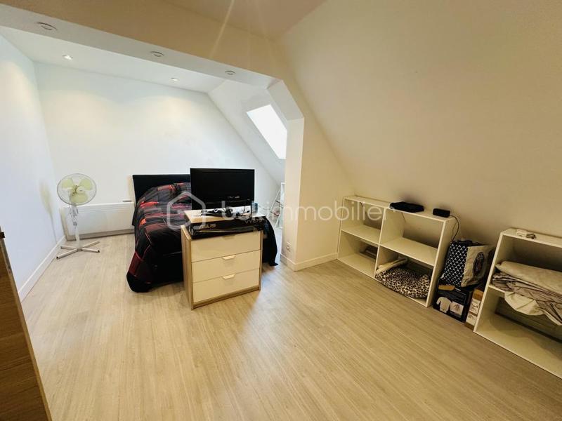 Maison - 196 m² - 7 pièces