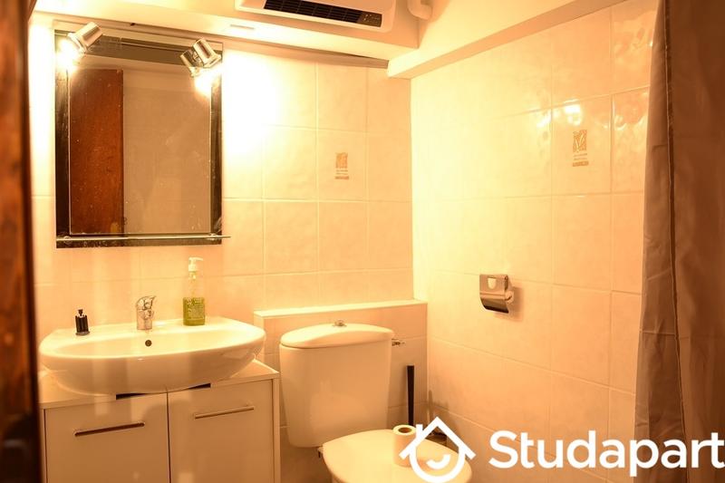 Chambre - 12 m² - 1 pièce