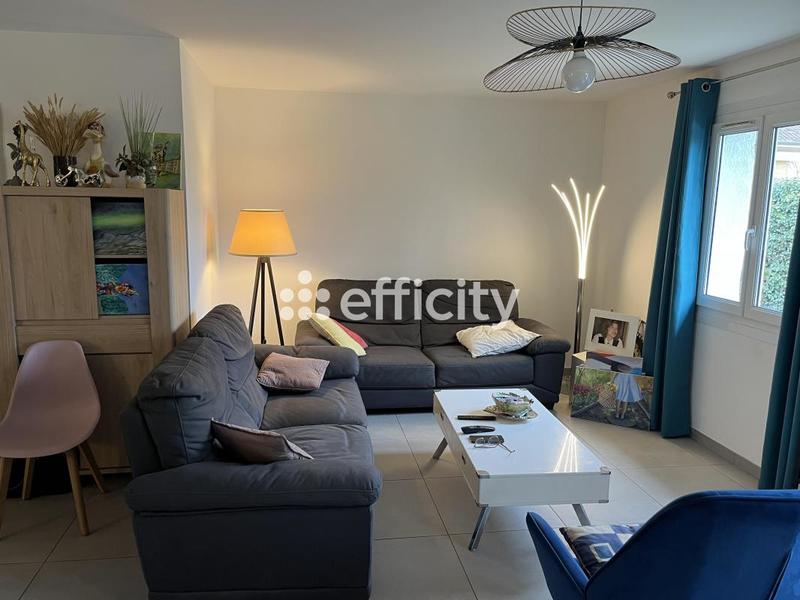 Villa - 100 m² - 5 pièces