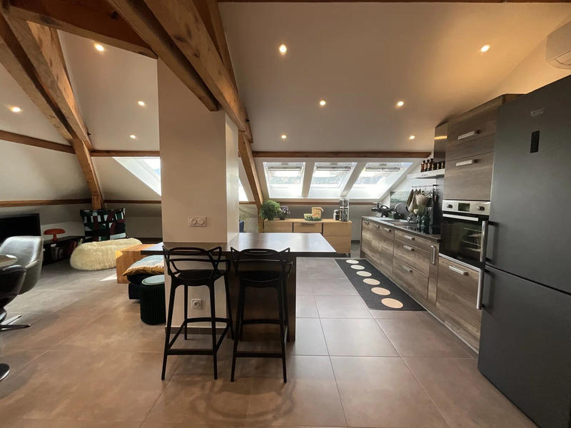 Appartement - 65 m² - 4 pièces