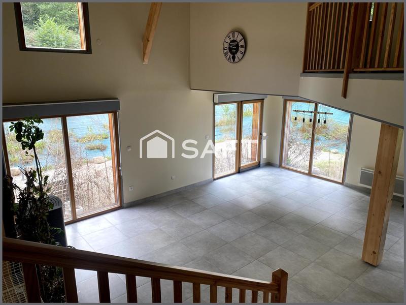 Maison - 121 m² - 6 pièces