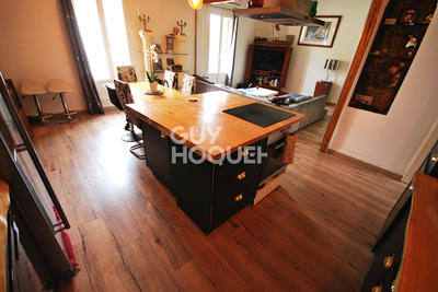 Appartement - 85 m² - 5 pièces