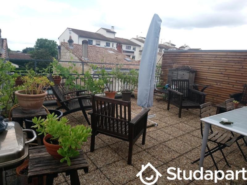 Chambre - 11 m² - 1 pièce