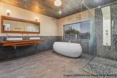 Maison - 165 m² - 3 pièces