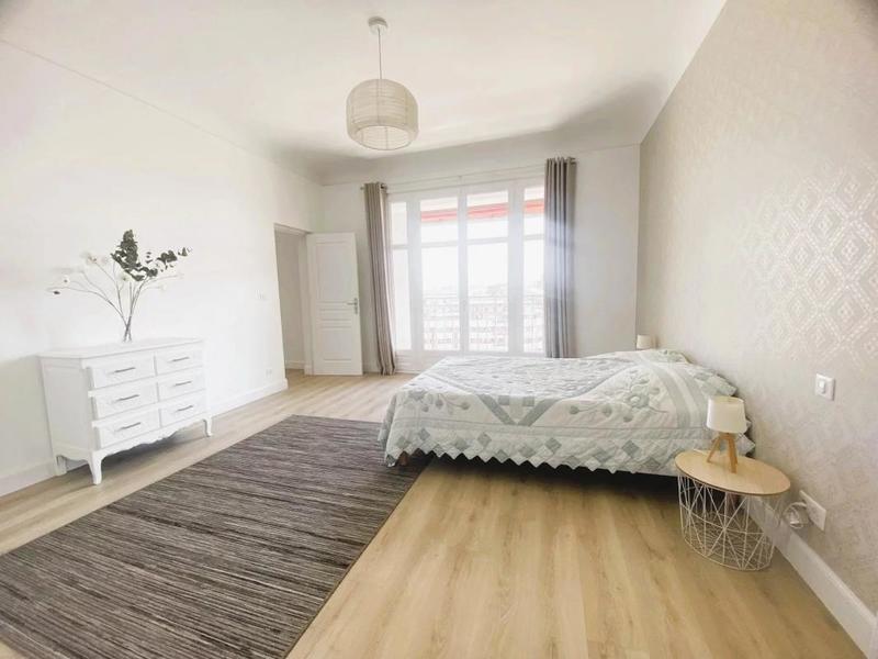 Appartement - 96 m² - 3 pièces