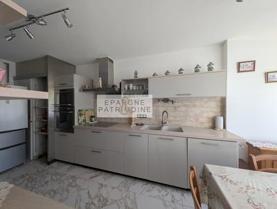 Appartement - 82 m² - 4 pièces