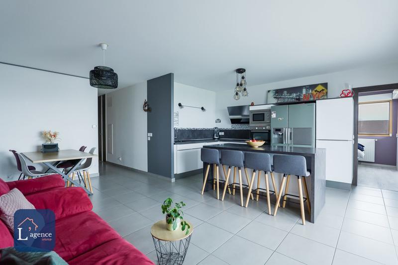 Appartement - 84 m² - 4 pièces