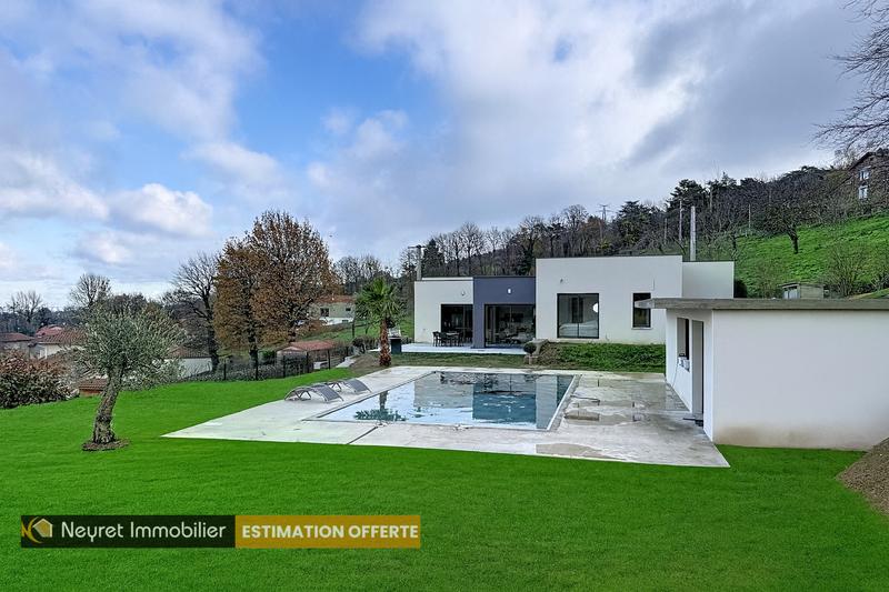 Villa - 146 m² - 6 pièces