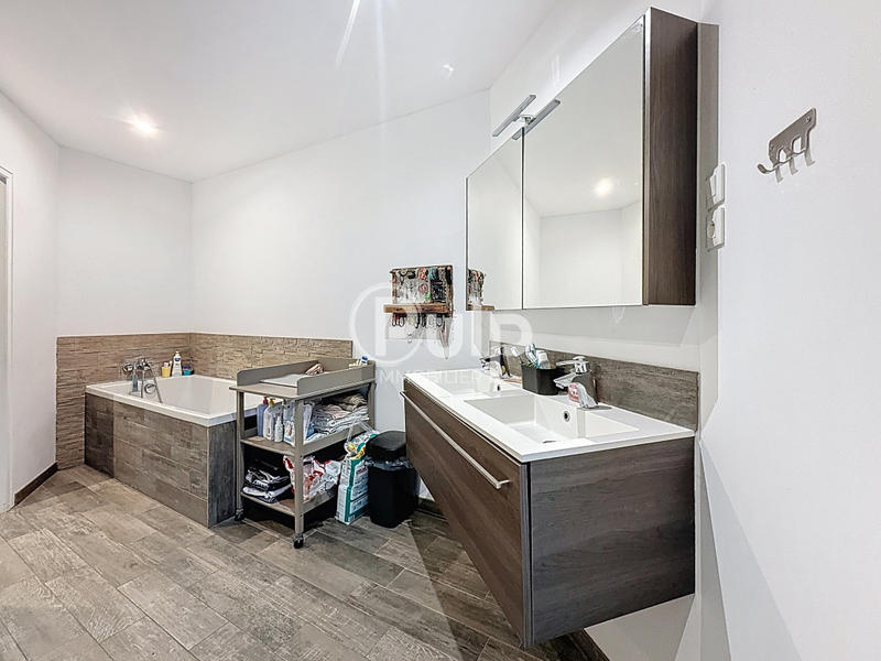 Maison de campagne - 180 m² - 7 pièces