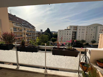 Appartement - 75 m² - 3 pièces