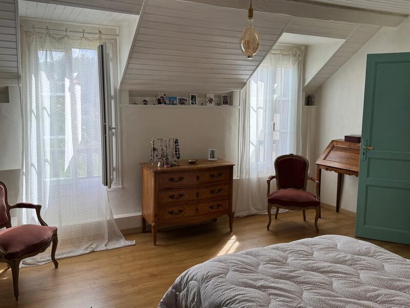 Maison - 172 m² - 8 pièces