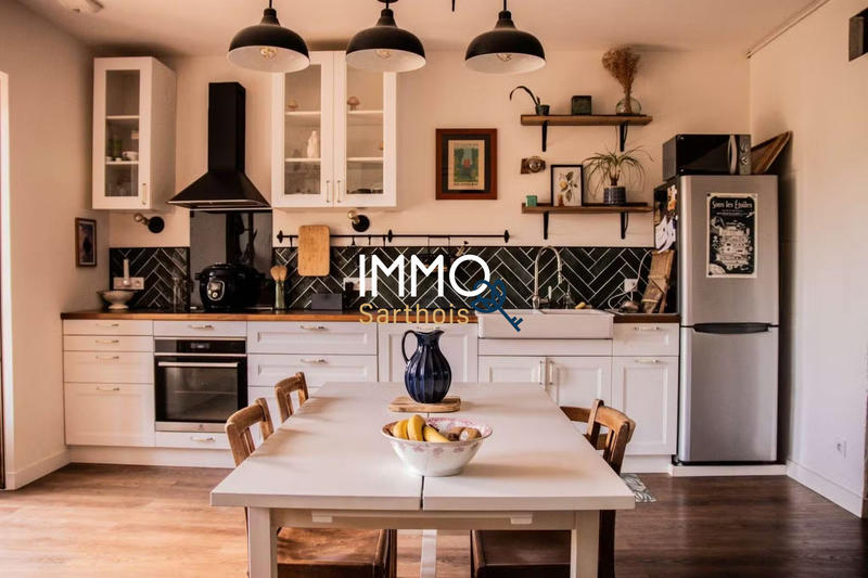 Maison - 98 m² - 3 pièces